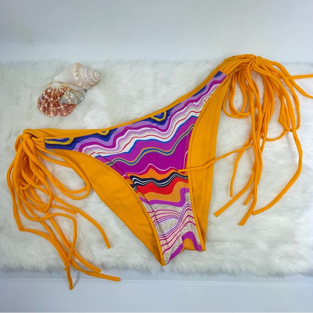 Belusso Supersonic Bikini Bottom